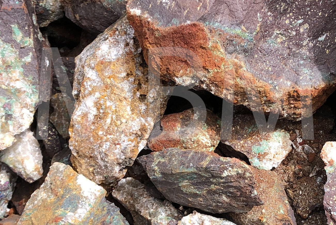 cropped-cropped-SMBM-COPPER02.jpg